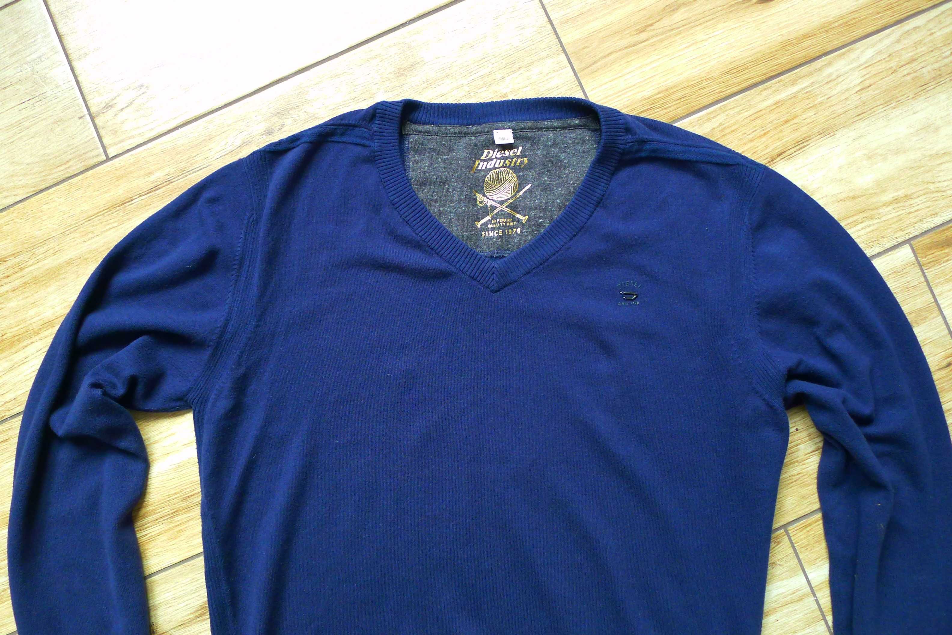 sweter DIESEL meski v- neck r. M