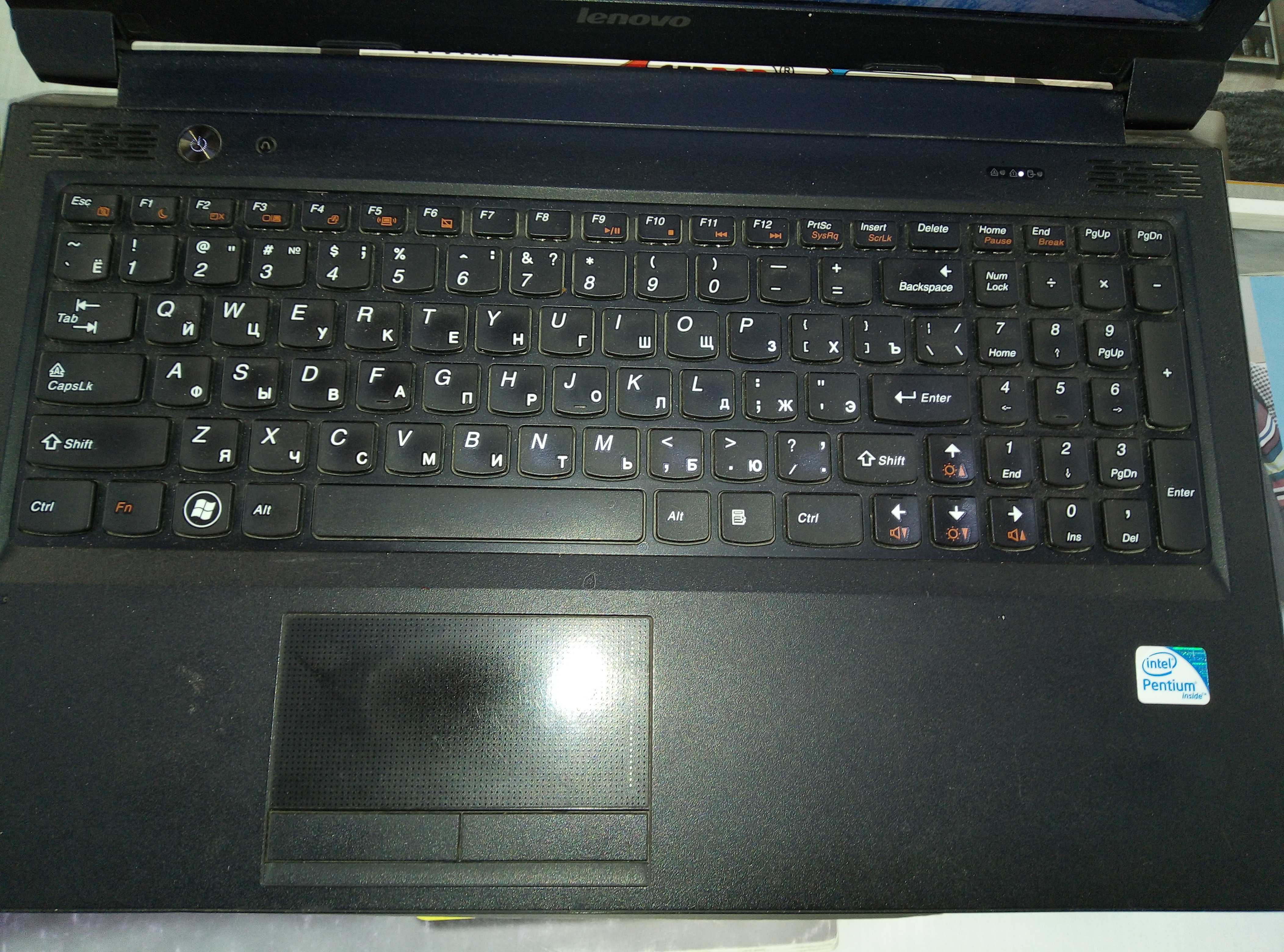 Ноутбук Lenovo IdeaPad B570. (15,6 дюйма), + сумка.