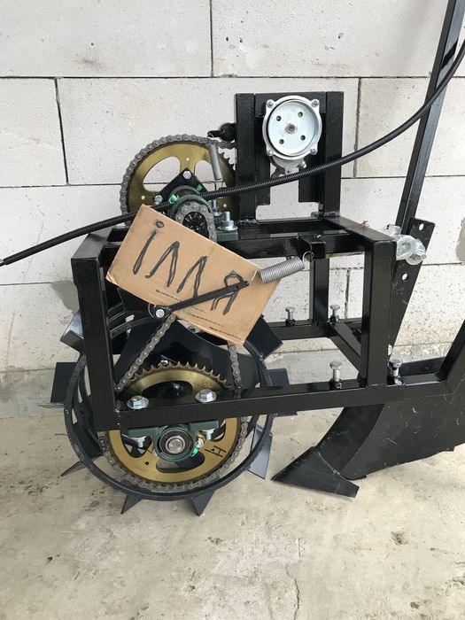 Мотопідгортач Окучник