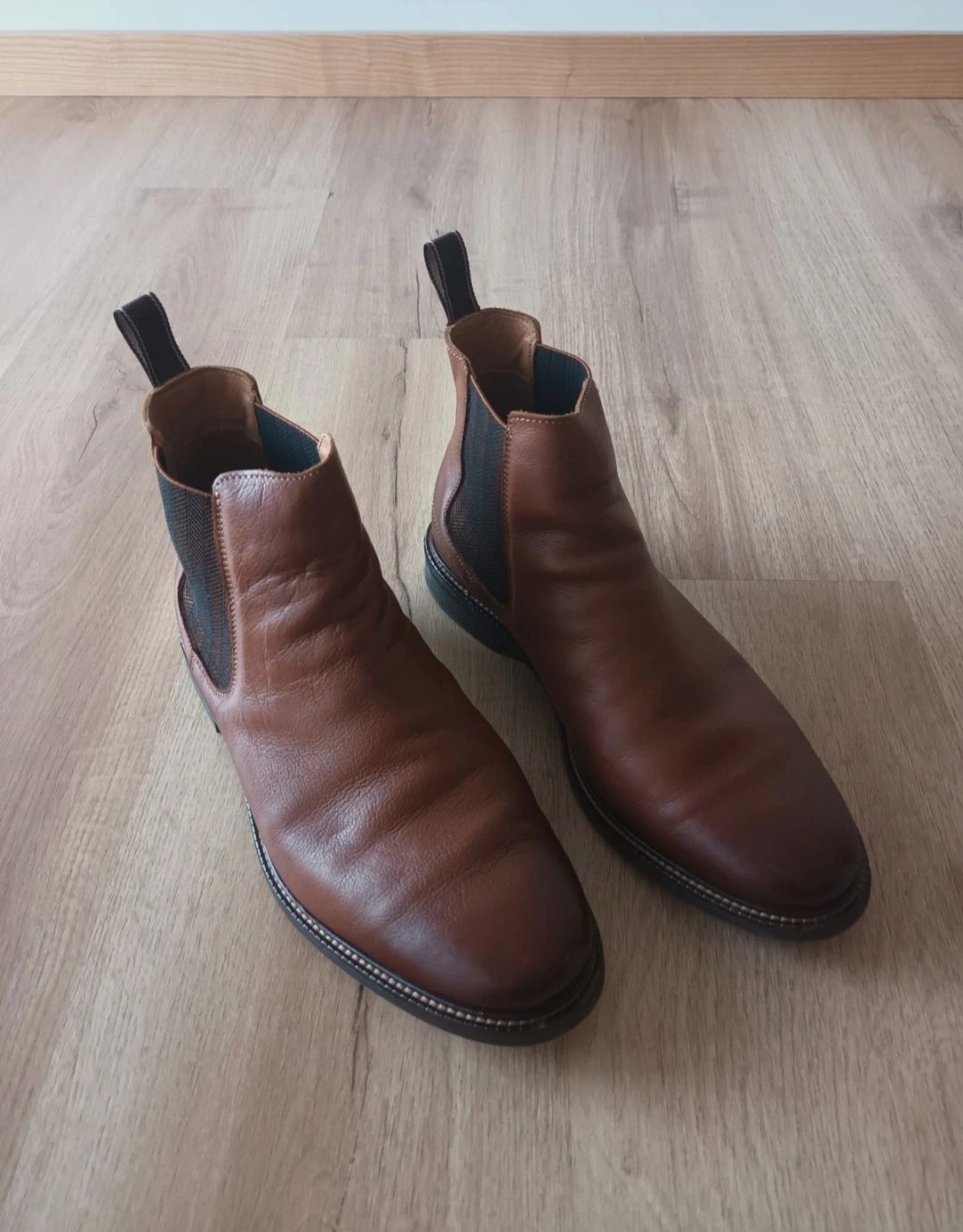 Botins caatanhos de homem