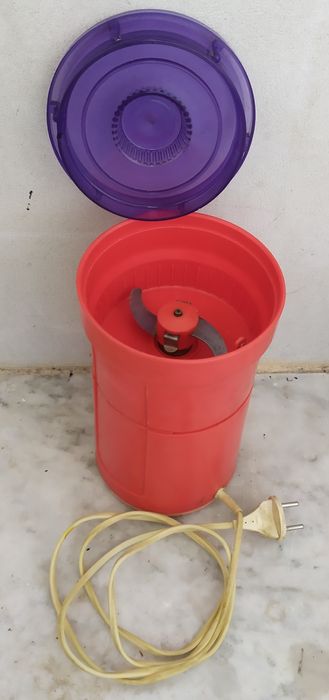 Елекром'ясорубка .