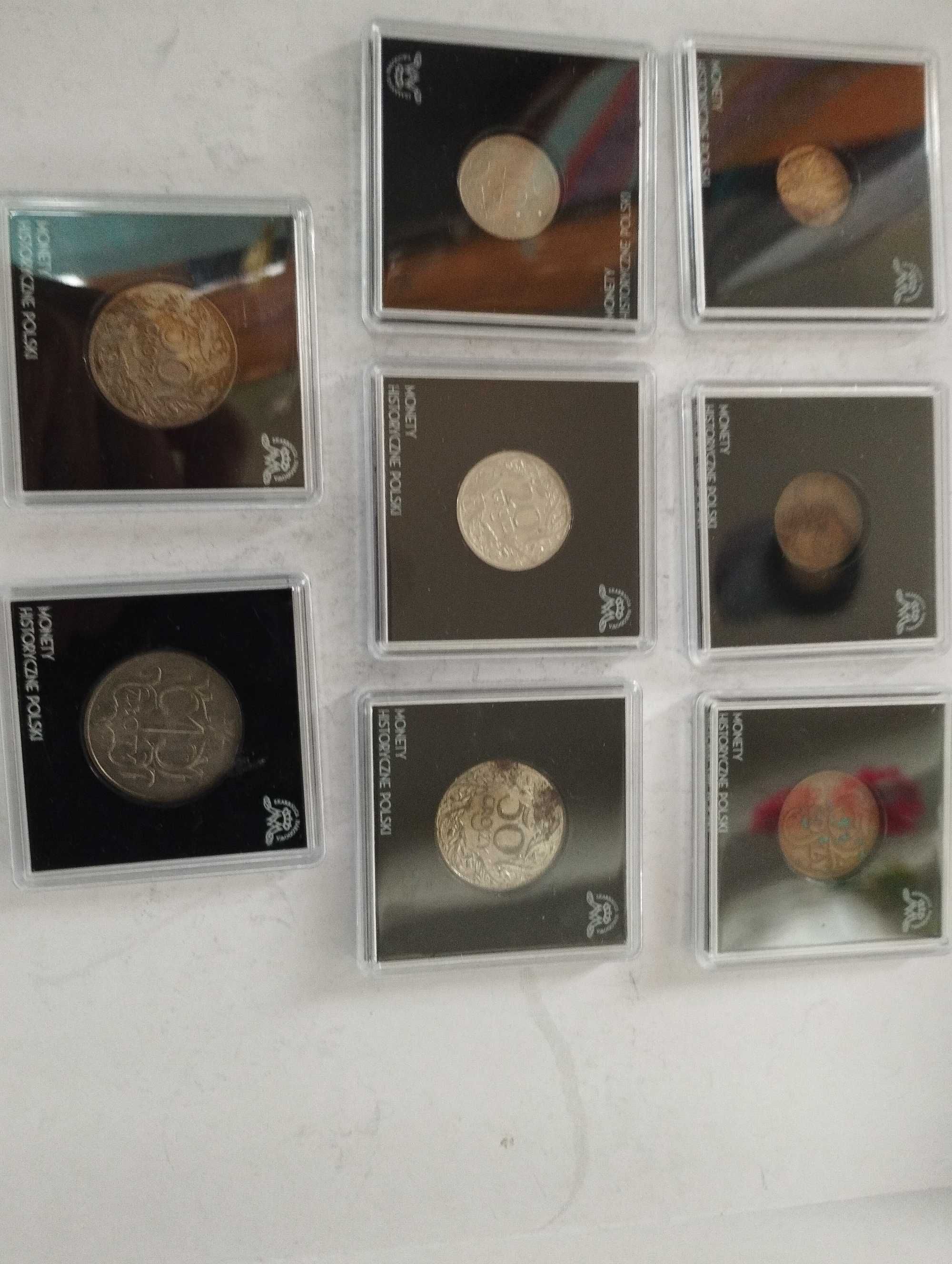 osiem monet polskich z okresu II rp
