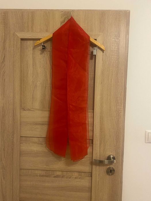 Czerwona długa suknia balowa z gorsetem r. 40/42