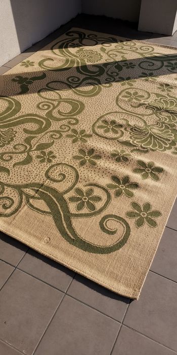 Sprzedam dywan 2x3 m