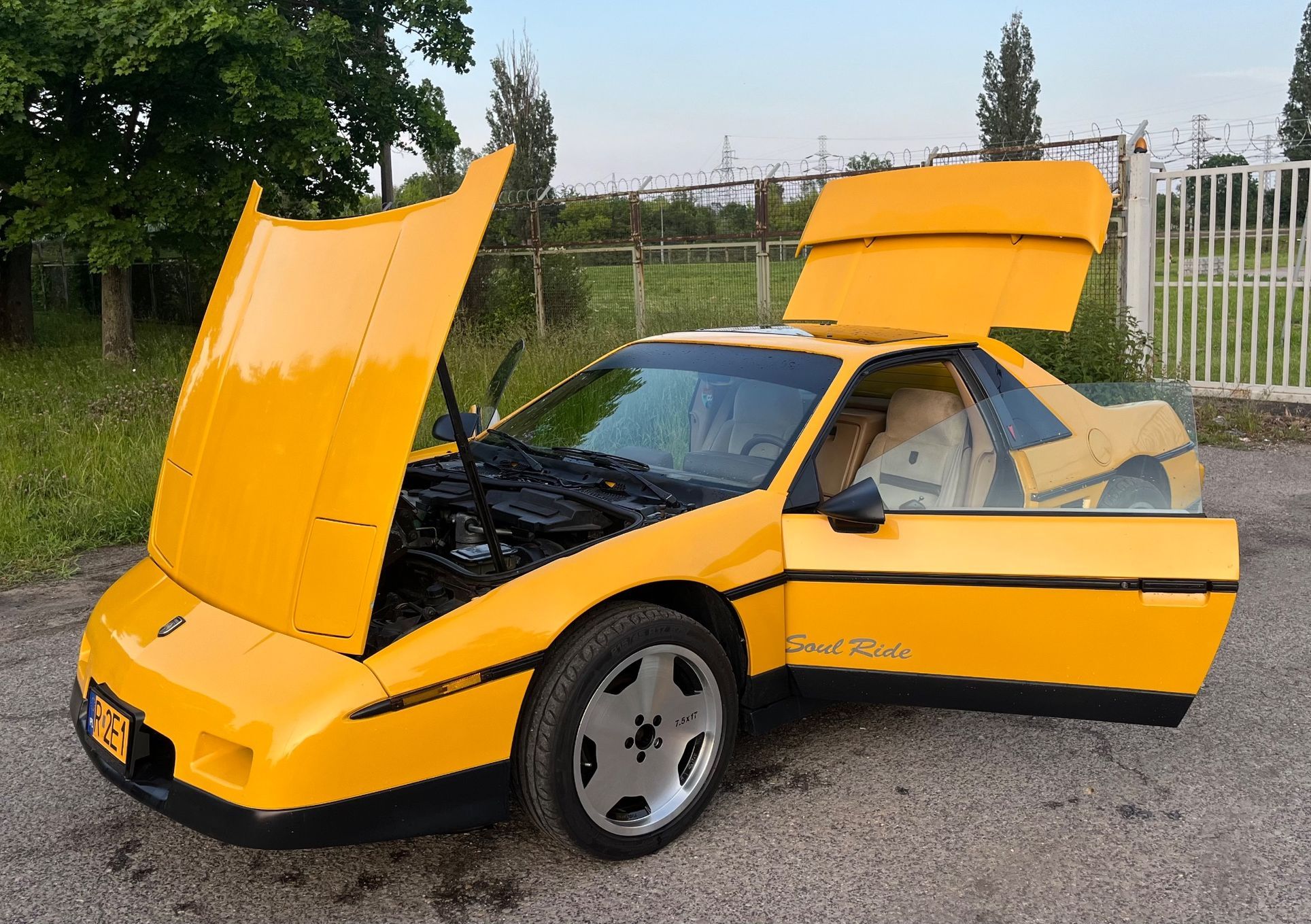 Pontiac Fiero Pontiac Fiero V6