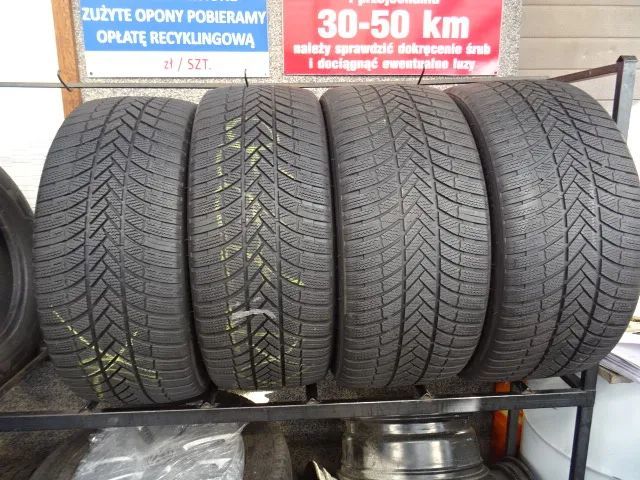 2x255/40/R21 102V i 2 x 265/40/R21 105V Bridgestone Blizzak LM005