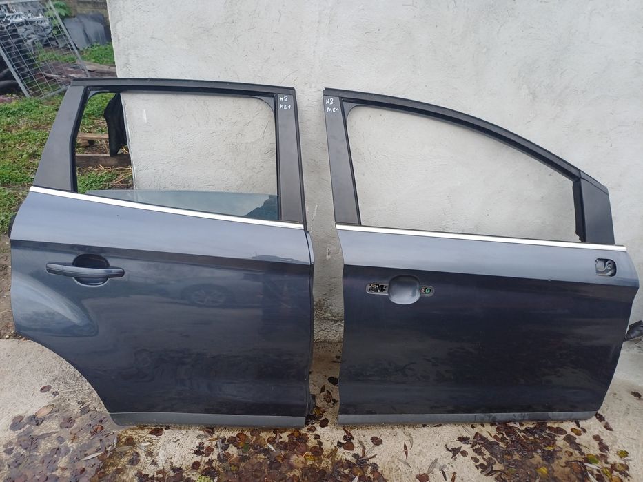 Drzwi prawy przód i tył Ford Kuga Mk 1 kolor H8