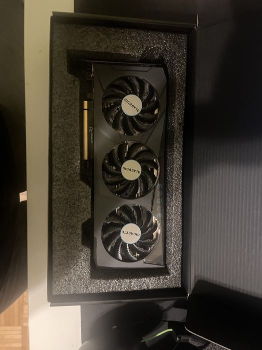 Karta graficzna rtx 4070