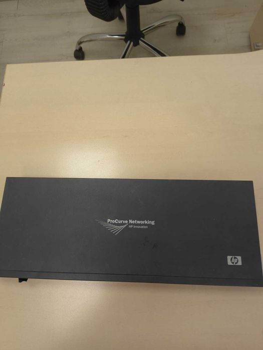 Комутатор HP ProCurve Switch 1800-24G J9028A