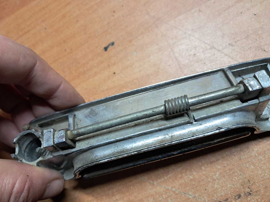 Зовнішня дверна ручка ВАЗ 2101-6205153-01 жигули ЛАДА 2106