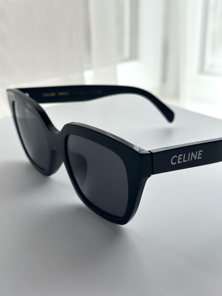 Сонцезахисні окуляри Celine