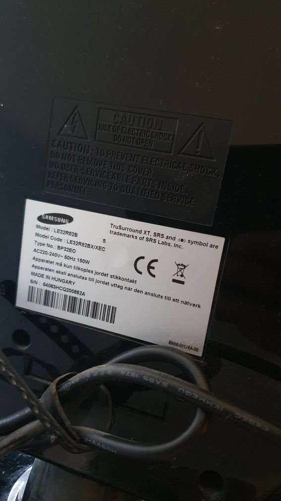 Telewizor SAMSUNG 32" z dekoderem