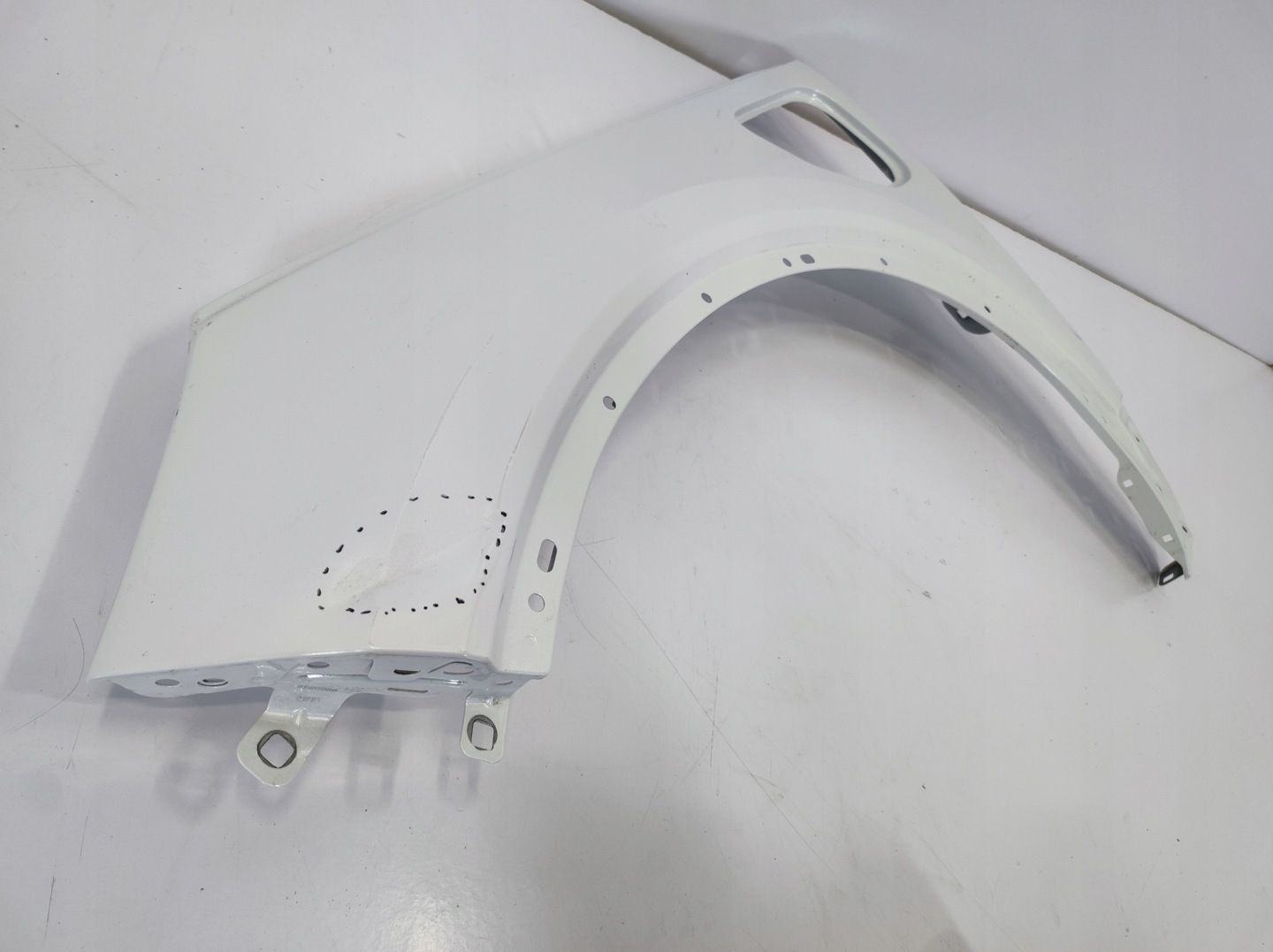 Błotnik przód Przedni Lewy Volvo XC40 plug-in Hybrid 31457585