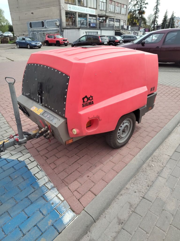 Kompresor olejowy Kaeser M50 7Bar