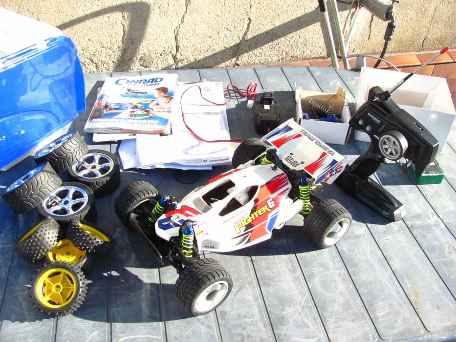 Samochód autko RC elektryczne na pilota zdalnie sterowany - zestaw