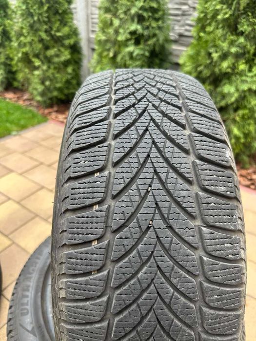Шини зимові Goodyear 205/55 R16 94T б/у
