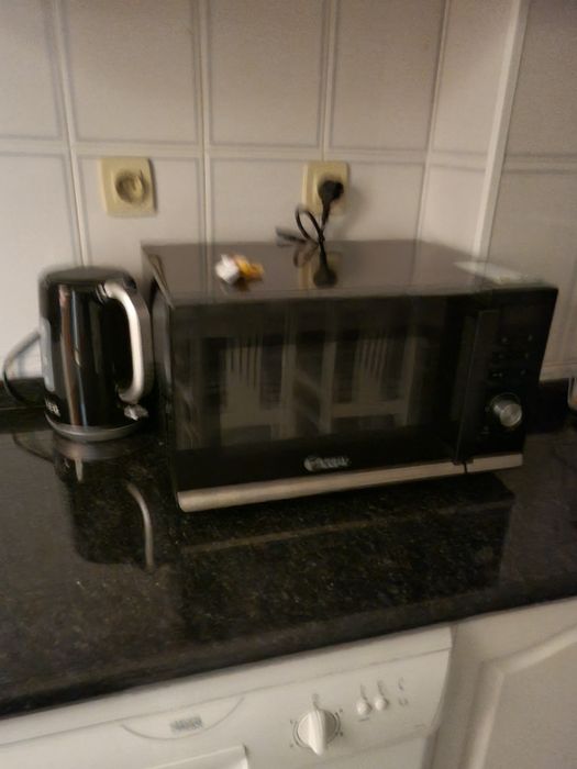 Micro ondas preto