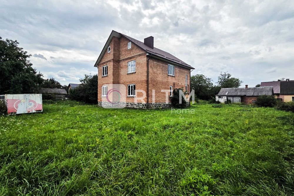 Продаж 2-х поверхового будинку у Вишкові