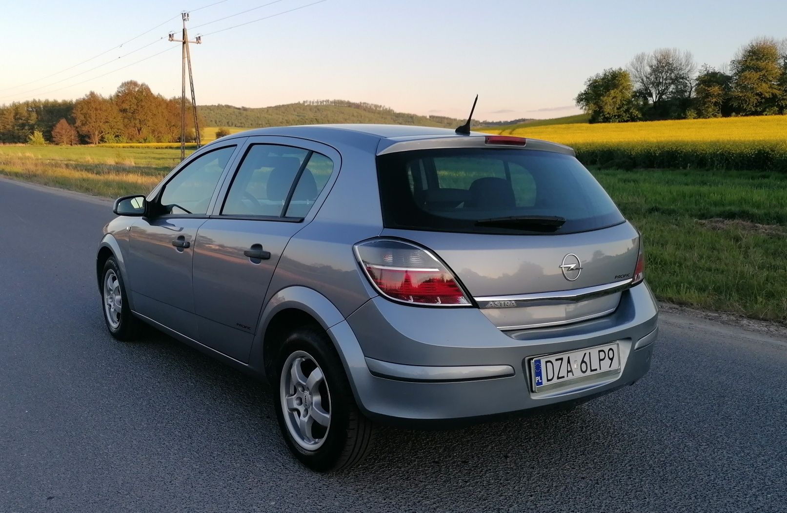 Opel Astra H 1.6l 115km