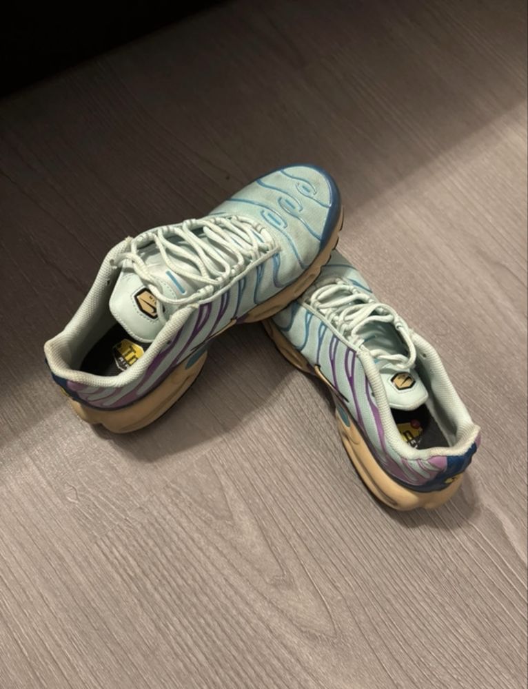 sapatilha nike tn