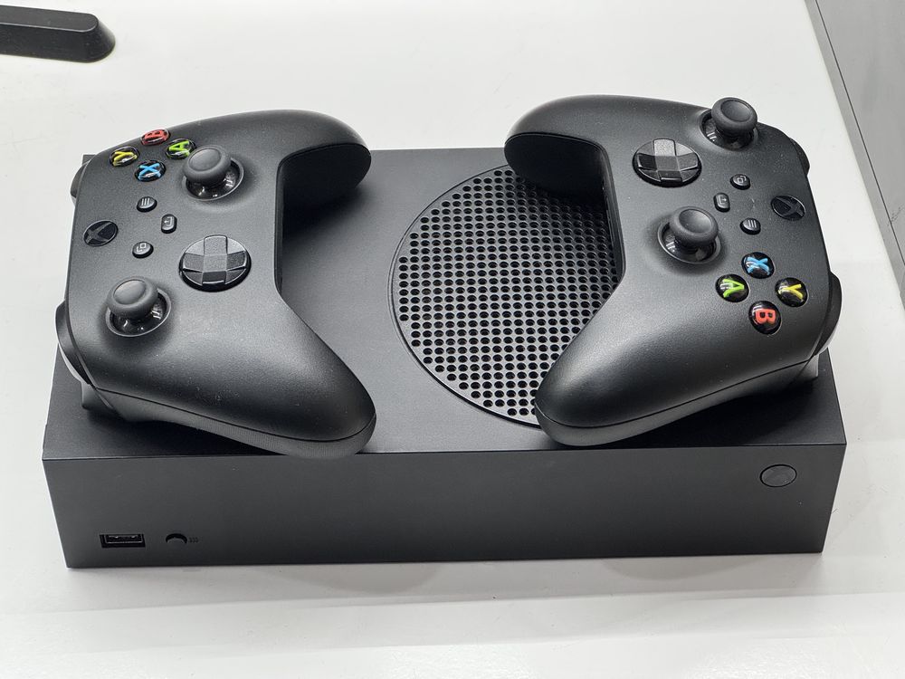 Игровая консоль Xbox Series S 1tb 2 джойстика Trade-In/Bыкyп/Oбмeн