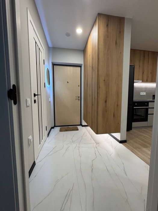 2х ком кв з новим ремонтом по найнижчій ціні по всьому ЖК !