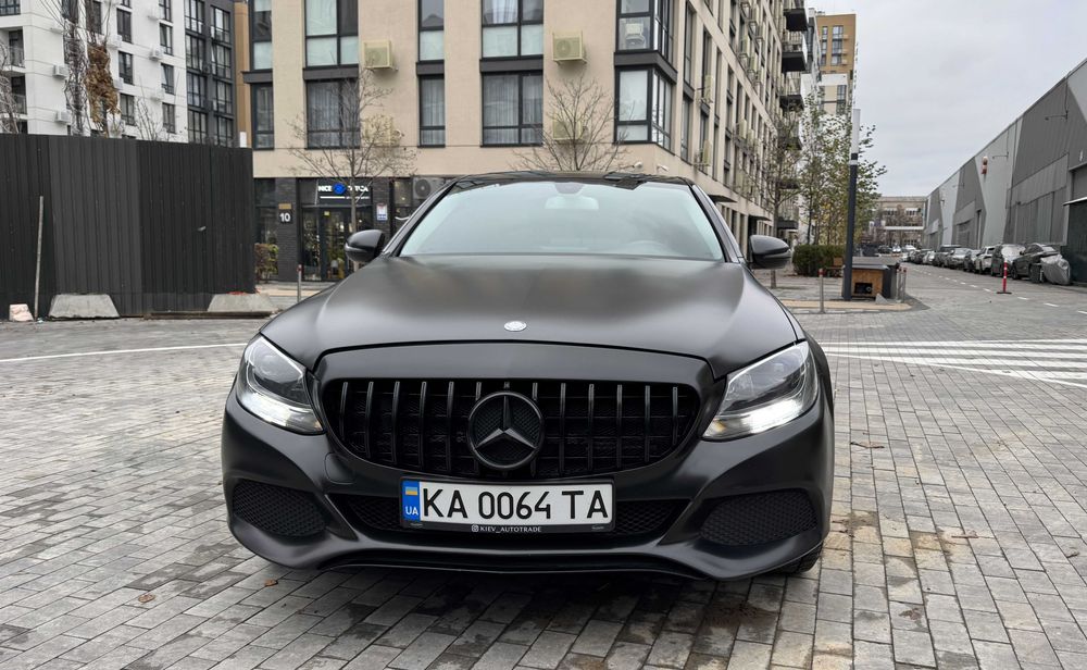 Mercedes c300 4matic 2.0l 2017 матовый. ТОРГ