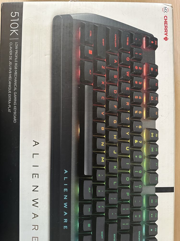 Продам набір Alienware: клавіатура AW510K + мишка AW620M (оригінальні)