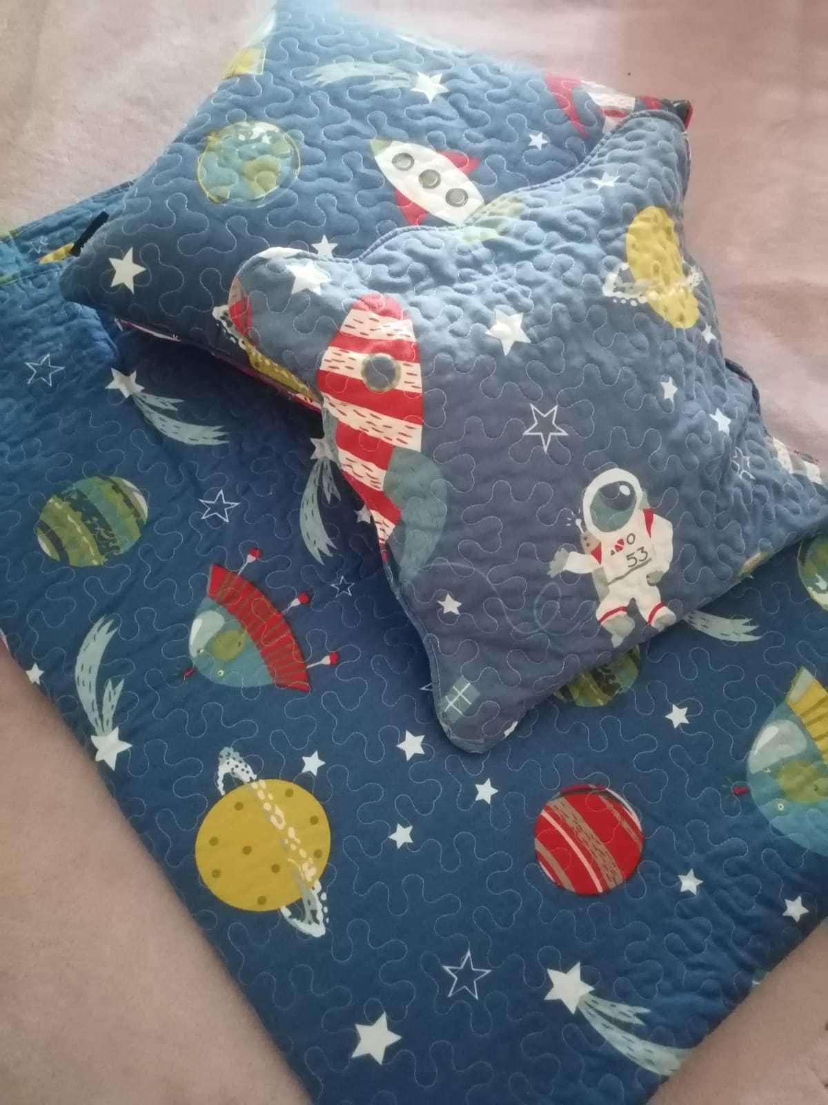 Conjunto Colcha Cama Solteiro Planetas com duas Almofadas