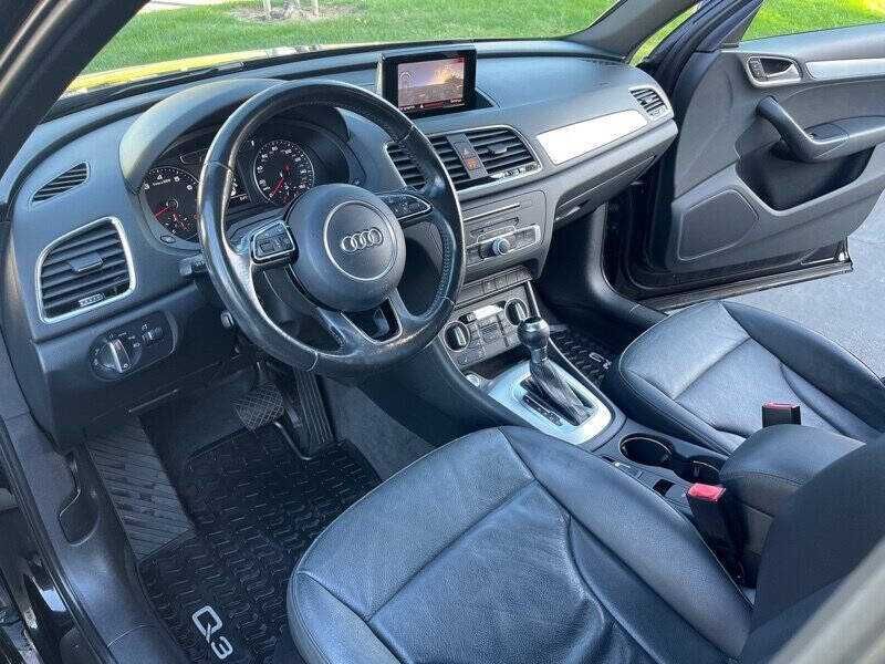 2016   Audi   Q3