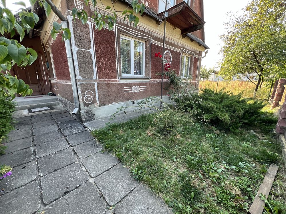 Продам двоперховий будинок смт. Рафалівка