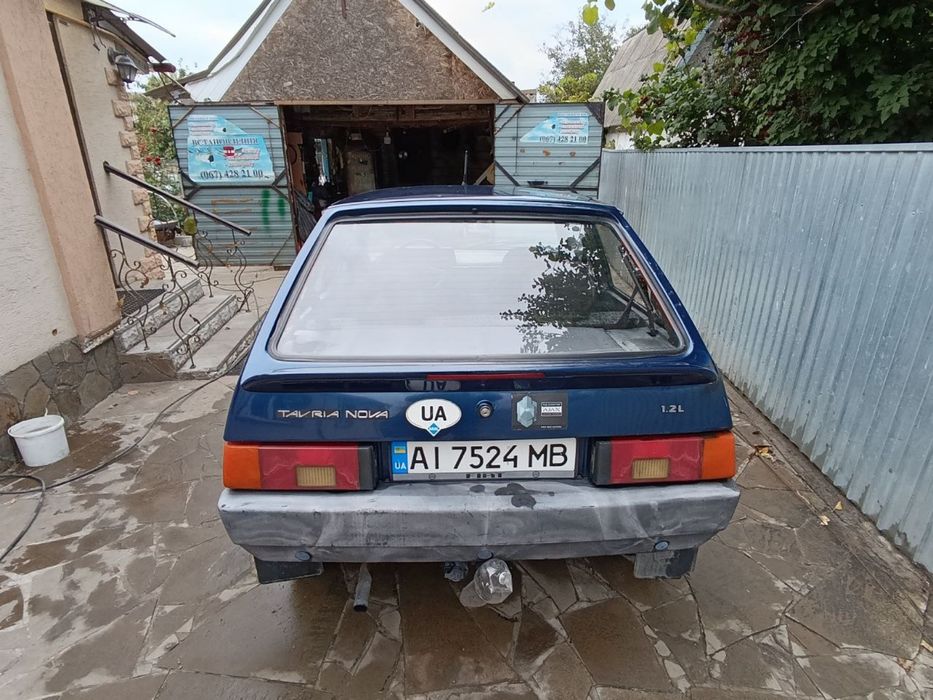 Продам ЗАЗ-1102 Таврія