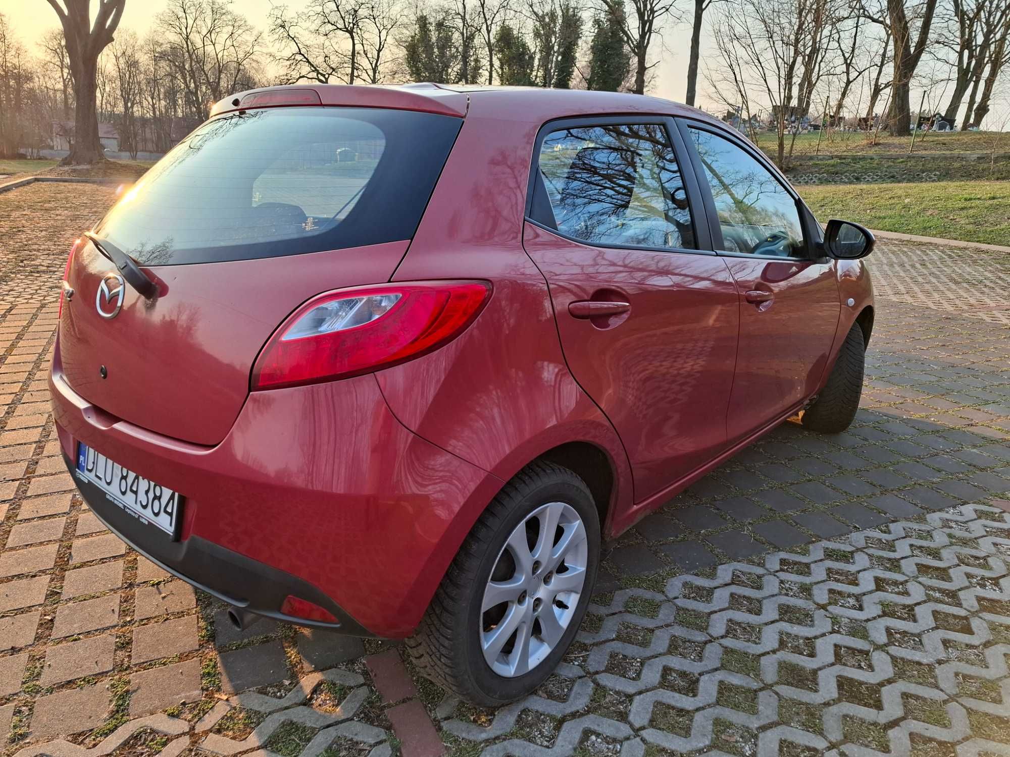 Mazda 2, benzyna, 2008 r.