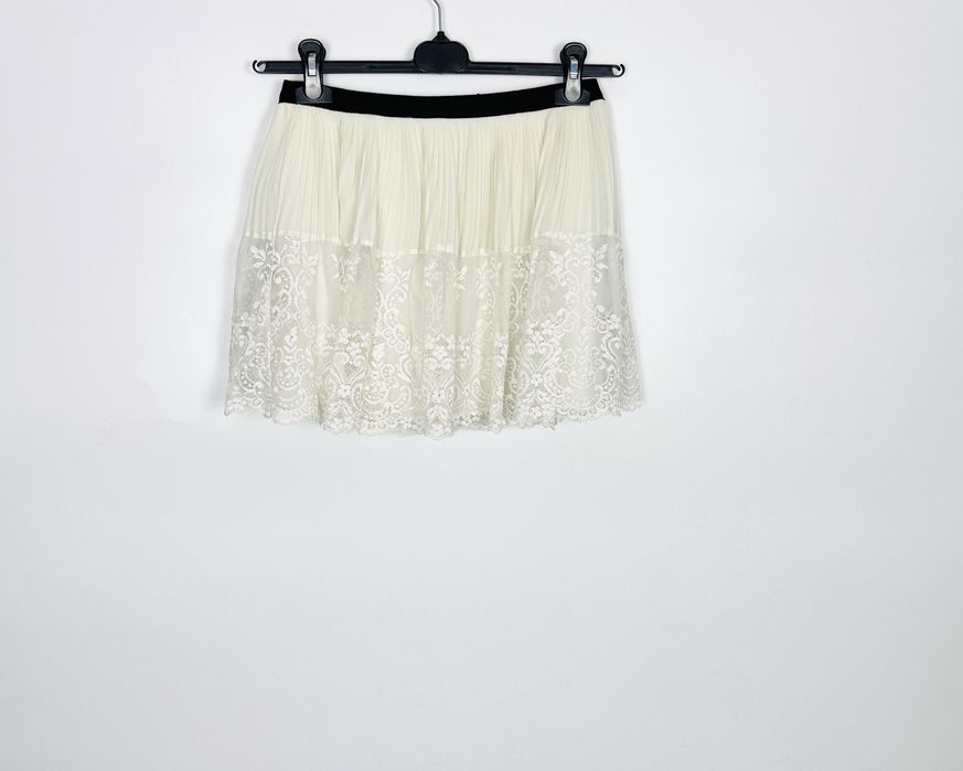 Biała spódnica z koronkowym dołem S 36 H&M