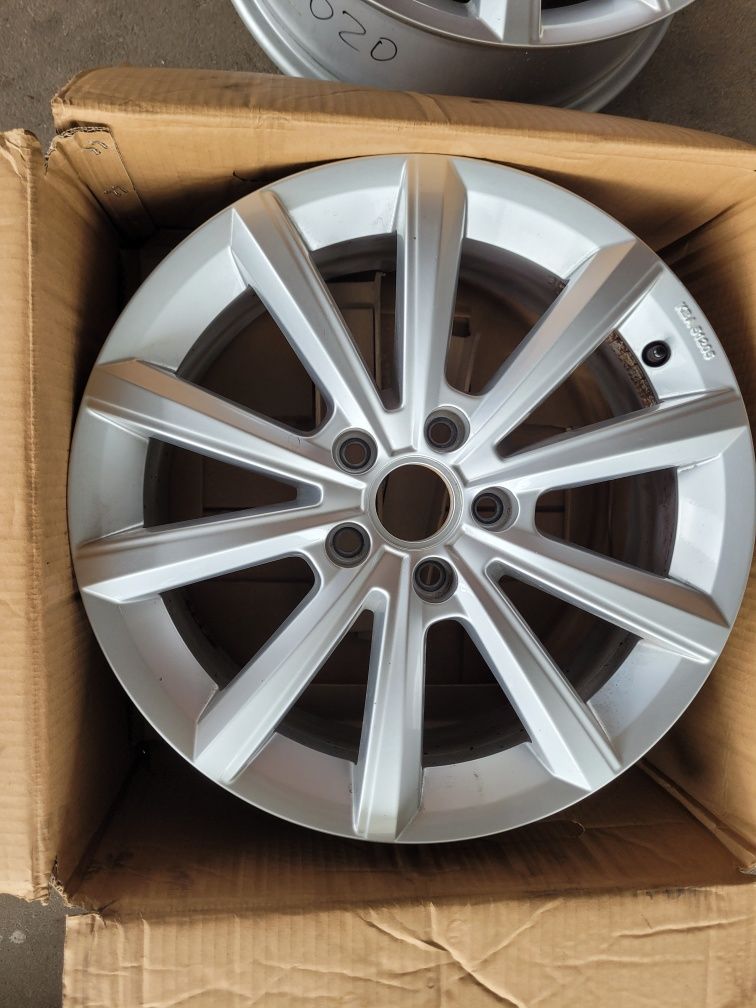 Felgi 17 vw Tiguan passat golf 5x112 et38