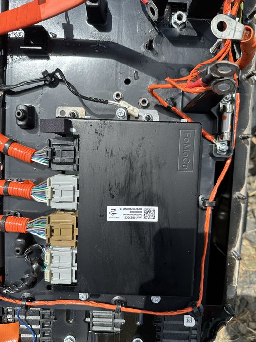 Батарея в розборі як верхня так і нижня cm5z10b759tarm Electric Focus