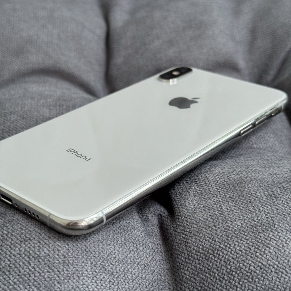 Apple iphone Xs Max silver