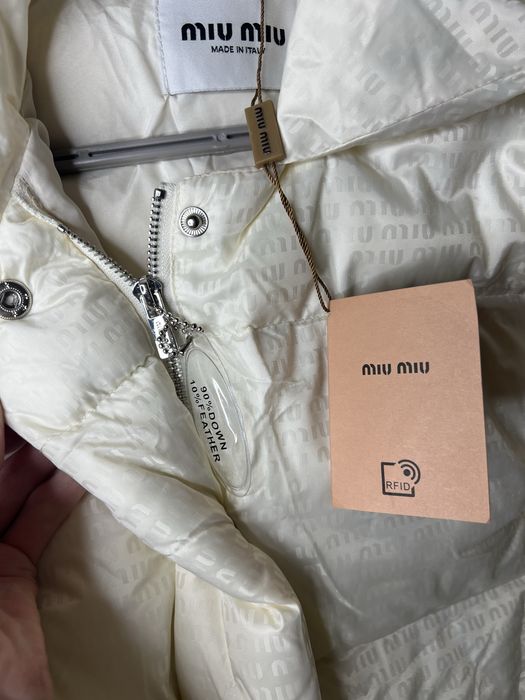 Куртка miu miu ,пуховик