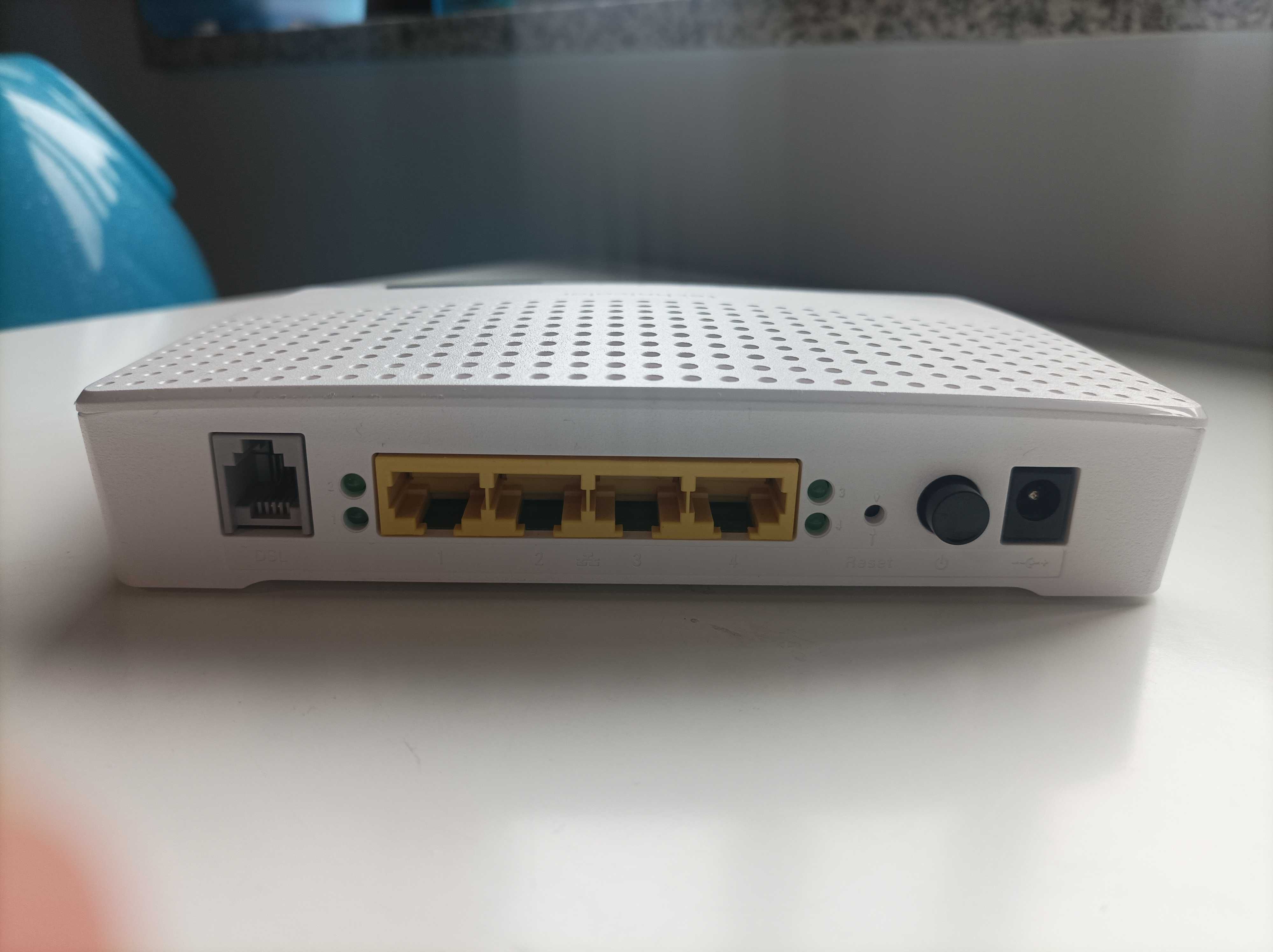 Router Technicolor TG582n