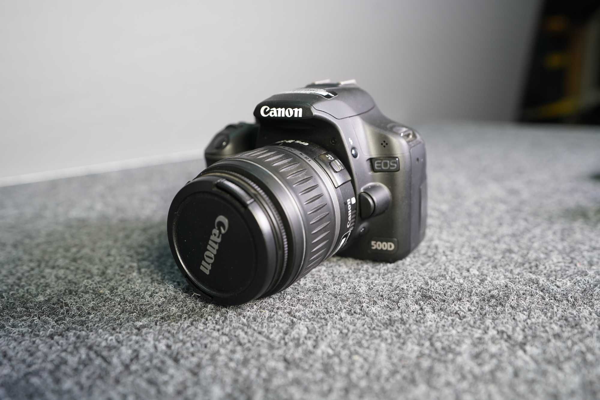 Фотоапарат Canon EOS 500D Kit (Canon EF-S 18-55mm f/3.5-5.6 II)