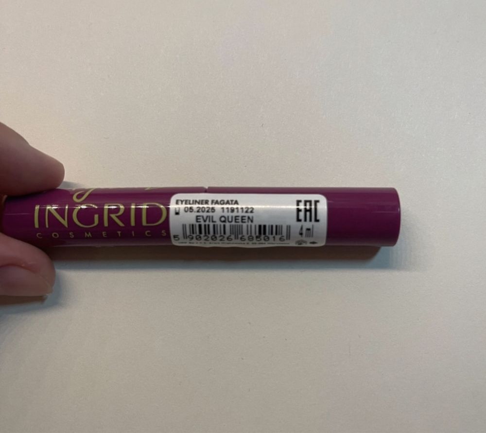 Eyeliner Fagata Ingrid, kolor Evil Queen