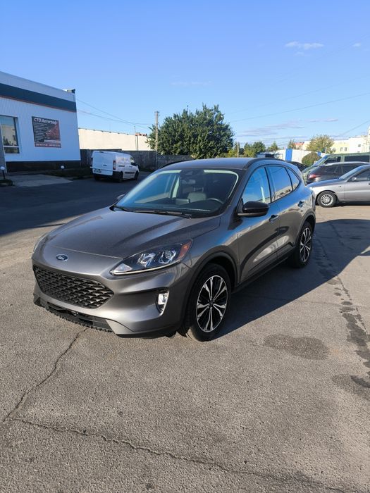 Продам щойно пригнане авто із США FORD ESCAPE