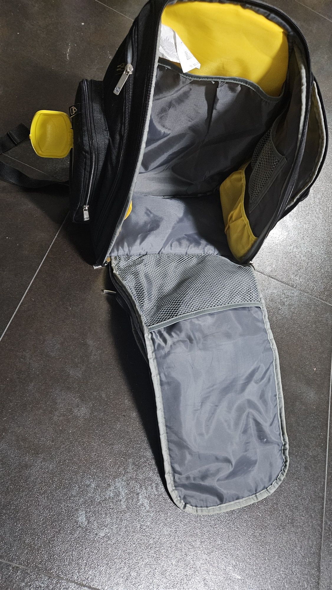 Mochila Safety 1st para bebé