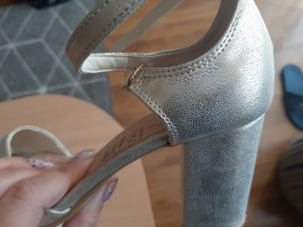 Buty ślubne 36.5 - złote