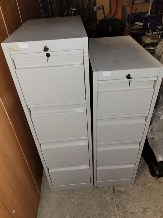 Szafa do segregatorów i wiszących  teczek