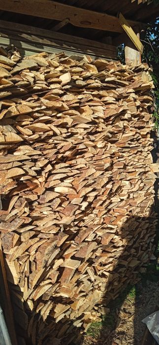 Продам дрова обапол сосна порізані, сухі. Ціна 850грн.1складометр.