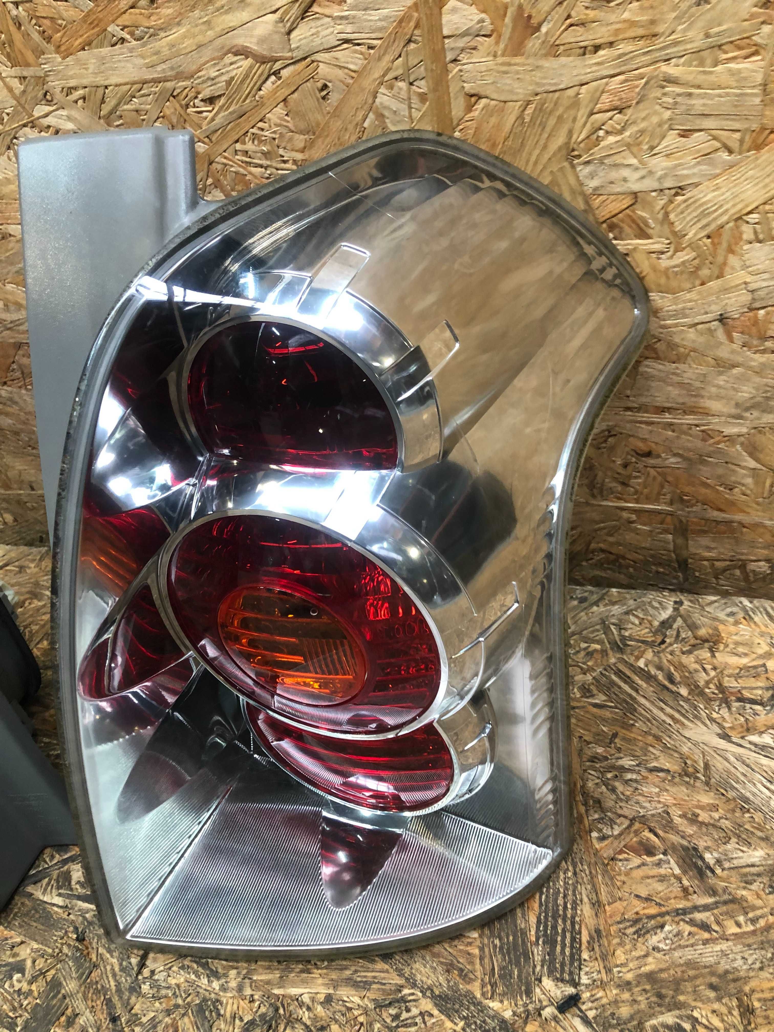 Lampa/reflektor tylny lewy prawy Toyota Corolla Verso