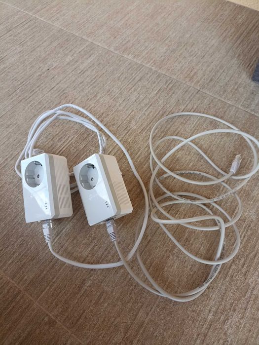 TP-Link AV600 TL-PA4010P (como novo) + 2 cabos de rede