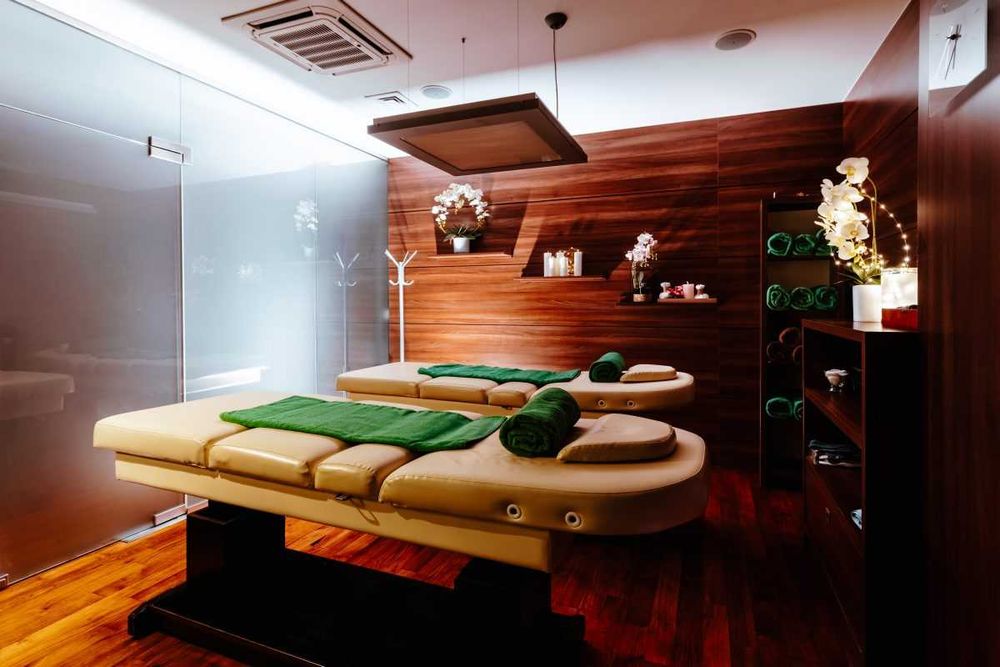 ŚWIĘTA  HOTEL 4* domki noclegi  pokoje KOLACJA kulig basen jacuzzi LAS