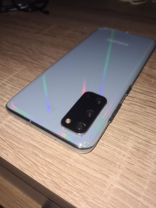 Samsung S20  (ler descrição)